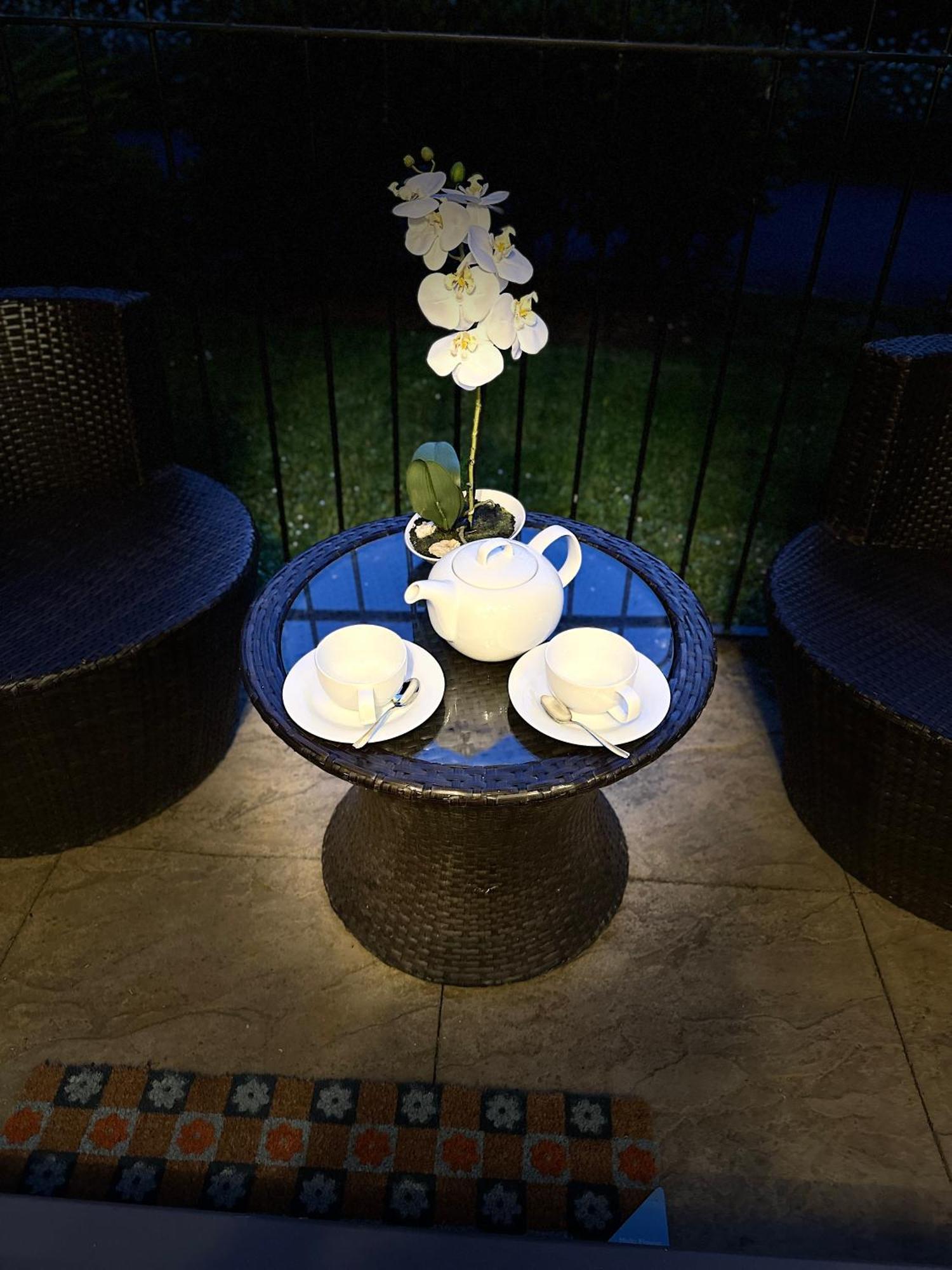 Aroma Cambridge Apartment Girton  ภายนอก รูปภาพ