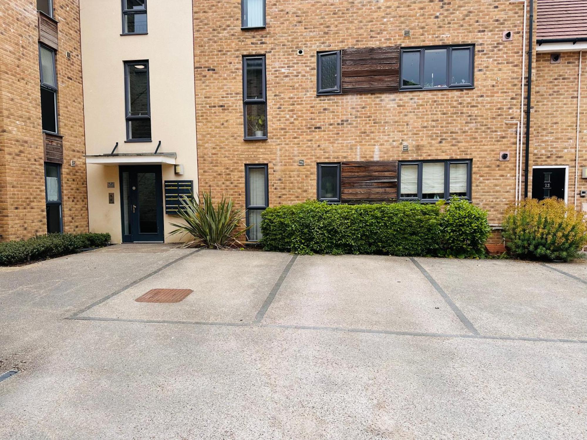 Aroma Cambridge Apartment Girton  ภายนอก รูปภาพ